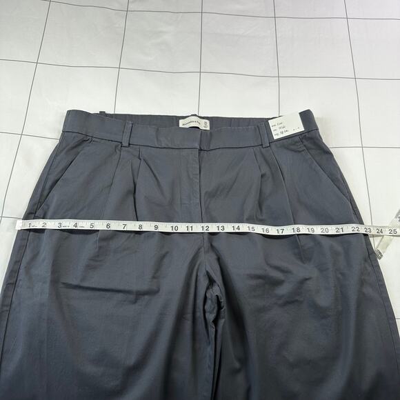 Abercrombie & Fitch Pants Womens 32 Short Gray Wide Leg Pleated Low Rise New - Picture 9 of 13